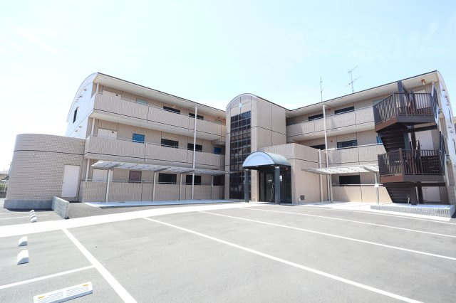 北葛城郡広陵町馬見南４丁目の賃貸マンション