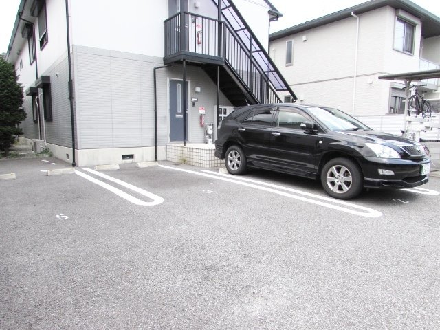 セジュールSHOの駐車場