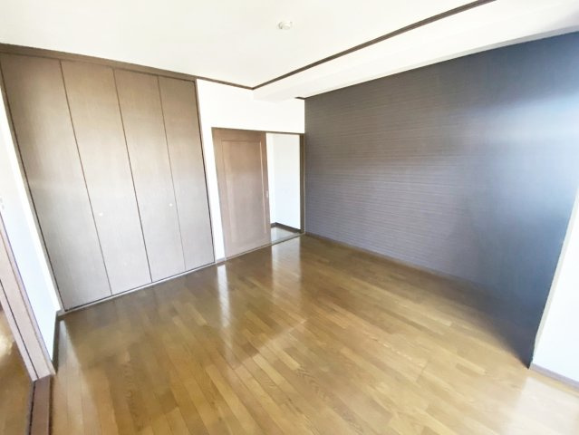 CREA旭町の洋室