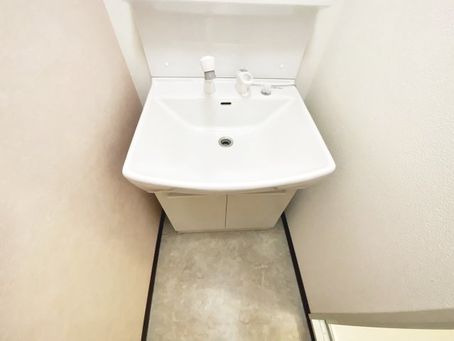 CREA旭町の洗面所