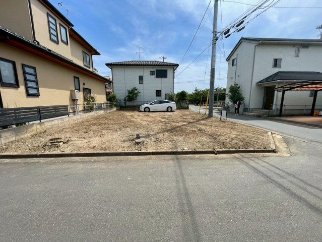 -三丁目不動産-　深谷市上野台　角地更地渡しの外観
