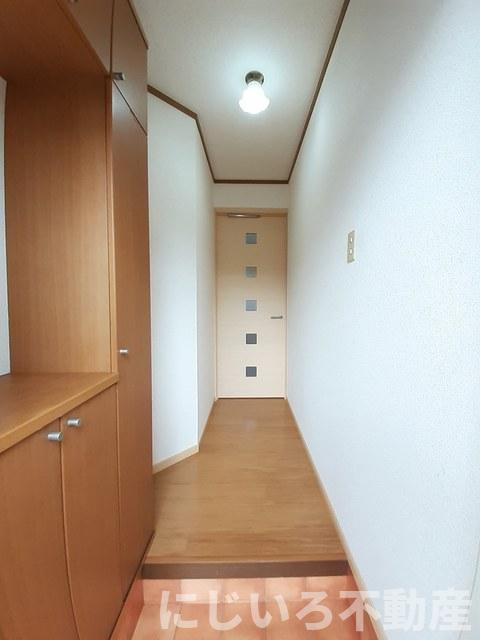シャンゼリゼ弐番館の玄関