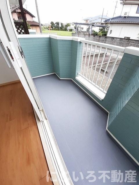 シャンゼリゼ弐番館のバルコニー