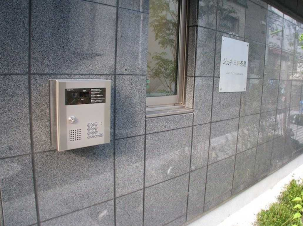 ジュネ三軒茶屋　積水ハウス施工　オートロック　駅近のセキュリティ