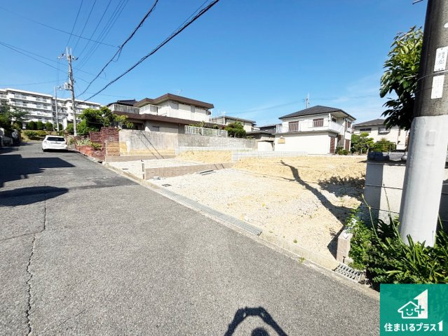 堺市南区槇塚台　第3期　新築一戸建ての前面道路含む現地写真|周辺は落ち着いた街並みの住宅地！子育てがしやすい住環境です！まだ未完成ですが、現地でしかわからない事もございます。是非一度ご覧ください。