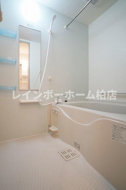 【仲介手数料：50％OFF】対象物件！の浴室|追い焚き機能・浴室乾燥機があります