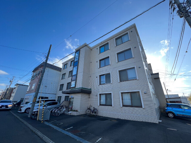 メゾンドール新川