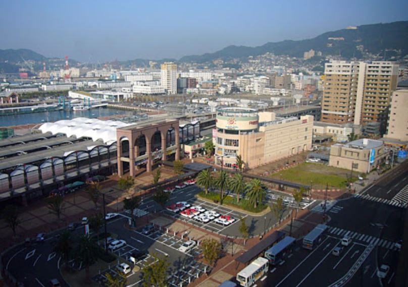 若葉町一戸建の周辺