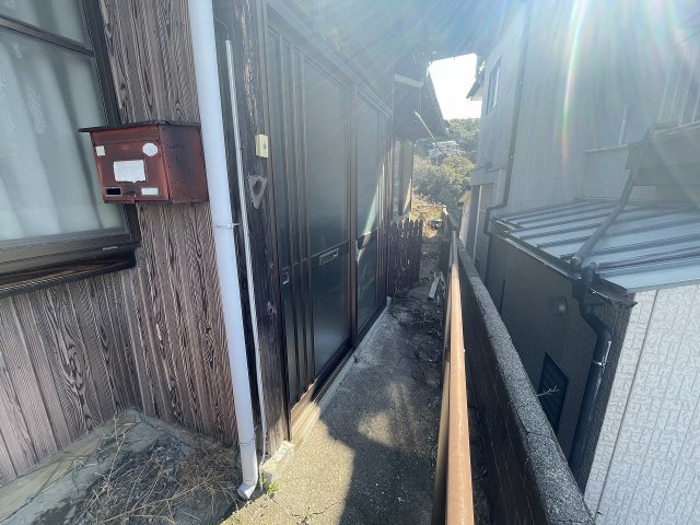 若葉町一戸建の玄関