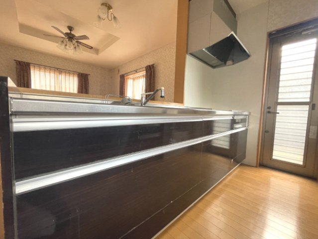 春日町　戸建のキッチン
