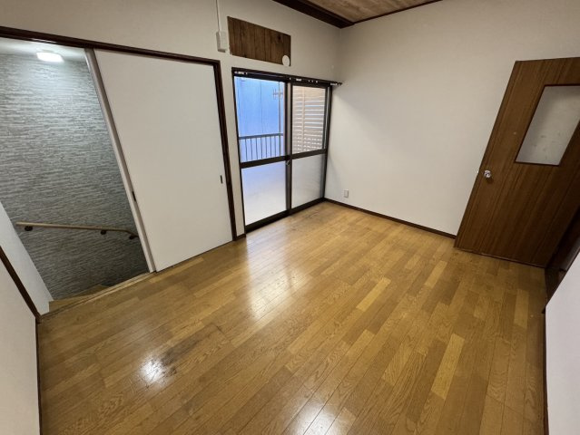 宿屋町東テラスの洋室