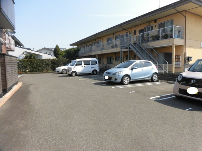 【駐車場】 | サーフスリー曽師 B棟 | 駐車場
