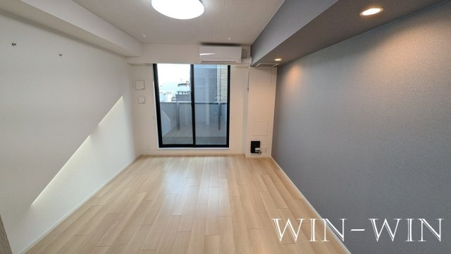 ヒカルサ豊橋小池の居間・リビング