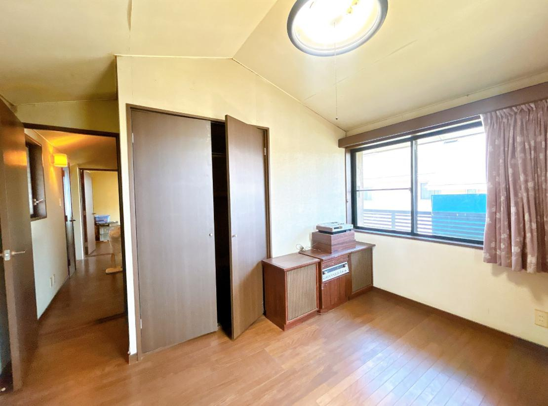 常陸太田市天神林町　中古戸建の洋室