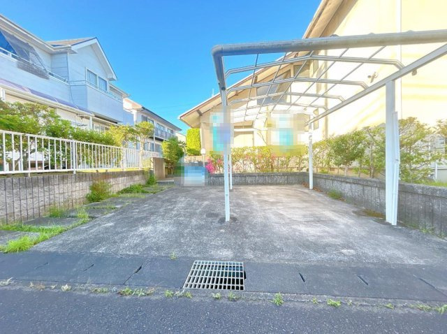 常陸太田市天神林町　中古戸建の駐車場