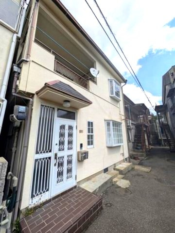 高取山町1丁目の外観|南から明るい光が射し込む陽だまり空間
