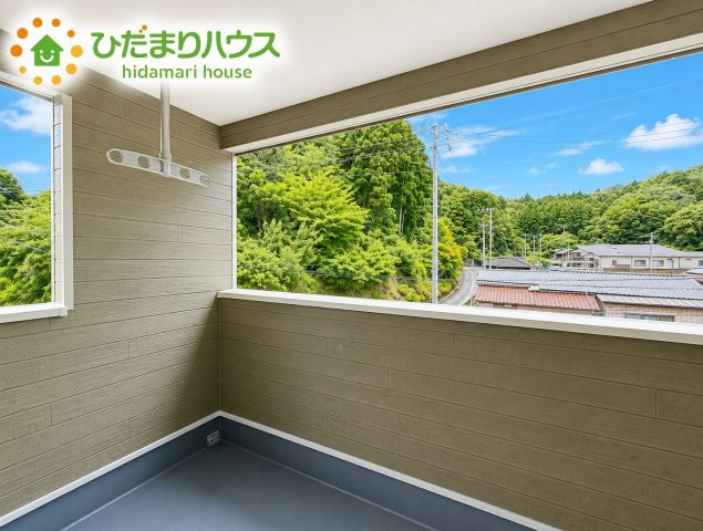 いわき市平谷川瀬第2　新築戸建　3号棟のバルコニー|雨の日でも安心なインナーバルコニーなら、外出時もお洗濯物が濡れる心配をしなくてすみますね♪