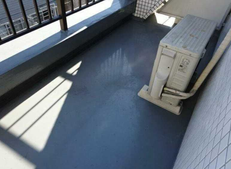 ライオンズマンション三軒茶屋第７　分譲賃貸　オートロック　バストイレ別のバルコニー