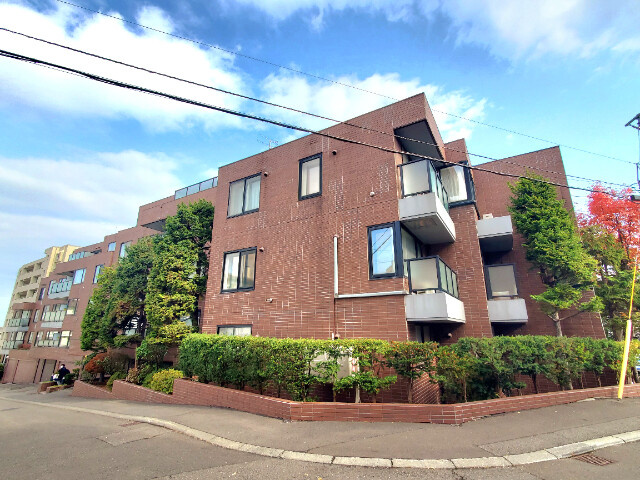 札幌市中央区宮の森三条１０丁目の賃貸マンション