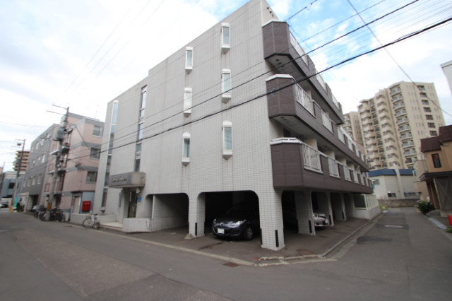 メゾンドエルミタージュ円山