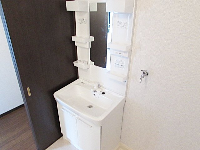 パティオ宝塚の洗面所|※同建物の類似写真となります。
