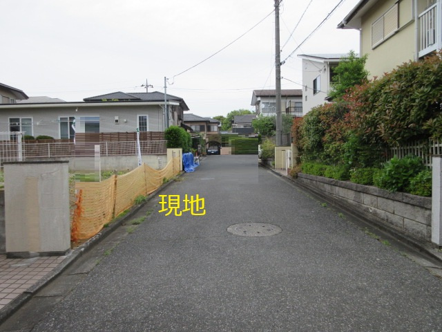 【仲介手数料無料】新築戸建　鳩山町鳩ヶ丘1-25-3（全1棟）の前面道路含む現地写真