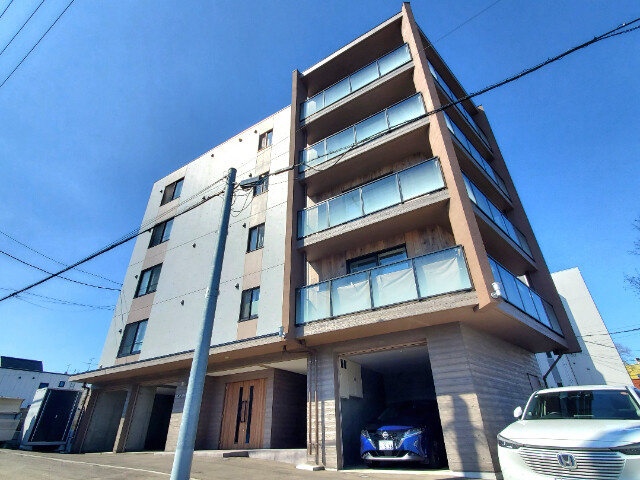 札幌市中央区宮の森一条１１丁目の賃貸マンション