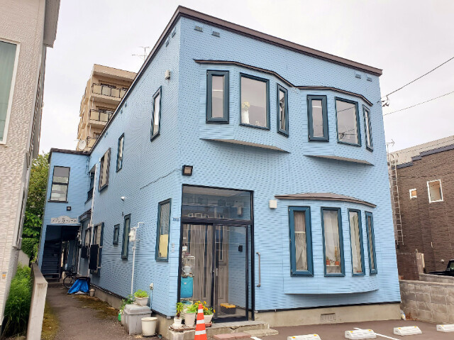 札幌市中央区南十二条西１３丁目のアパート