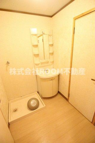 ピアコート旭21の洗面所|コンパクトで使いやすい洗面所