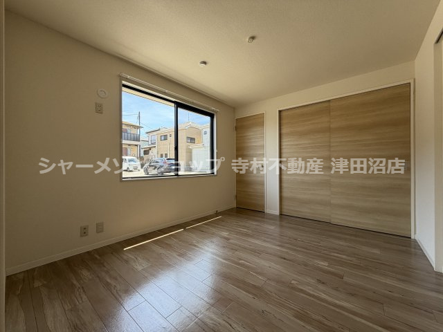 グランメール岡本の洋室