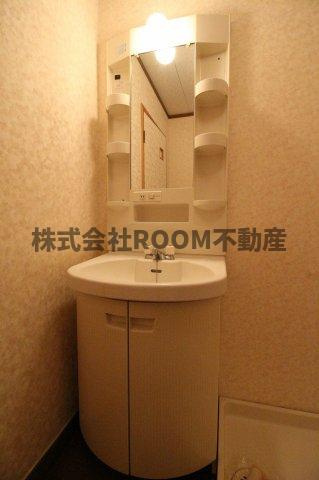 ピアコート旭の独立洗面台|使いやすい独立洗面台です