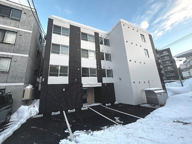 札幌市東区北十五条東１８丁目の賃貸マンション