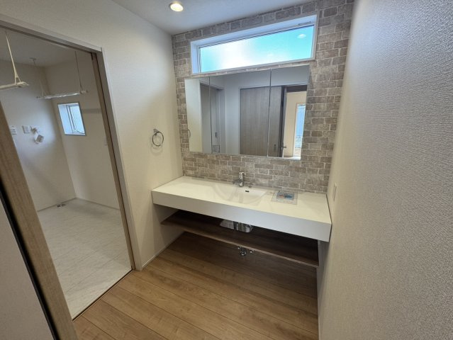リーブルガーデン．S　深谷東方町第５　の独立洗面台|現地洗面所（2026年09月05日）撮影