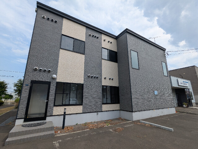 レオパレスヴィクトリー
