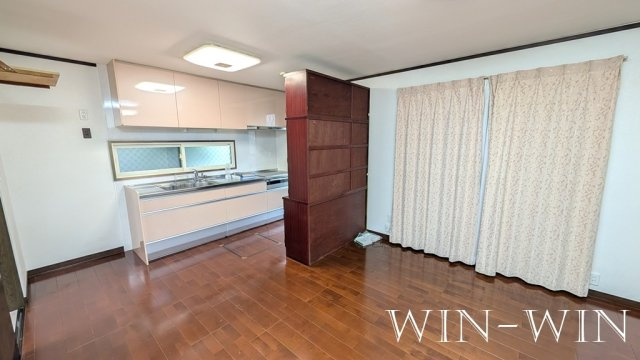 富士見台戸建ての居間・リビング