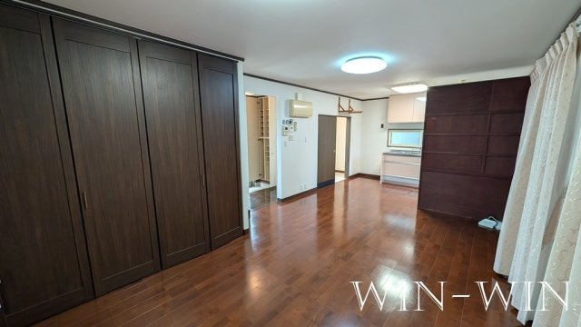 富士見台戸建ての居間・リビング