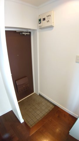 【玄関】