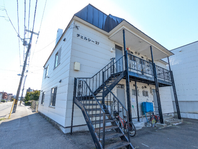 チェルシー３７