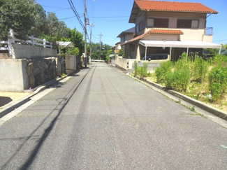 【前面道路含む現地写真】 | 川西市清和台西3丁目4の38　建築条件付土地