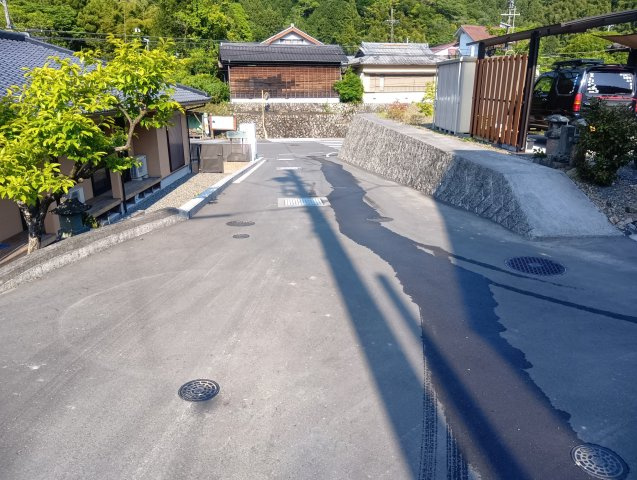 【前面道路含む現地写真】の画像