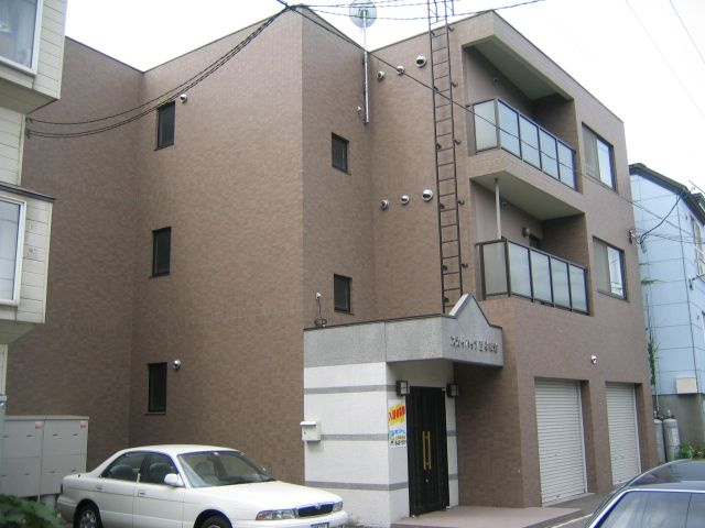スカイハイツ２学園前