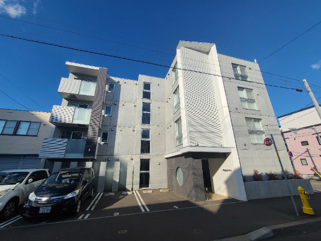 ブランシャール平岸３・８