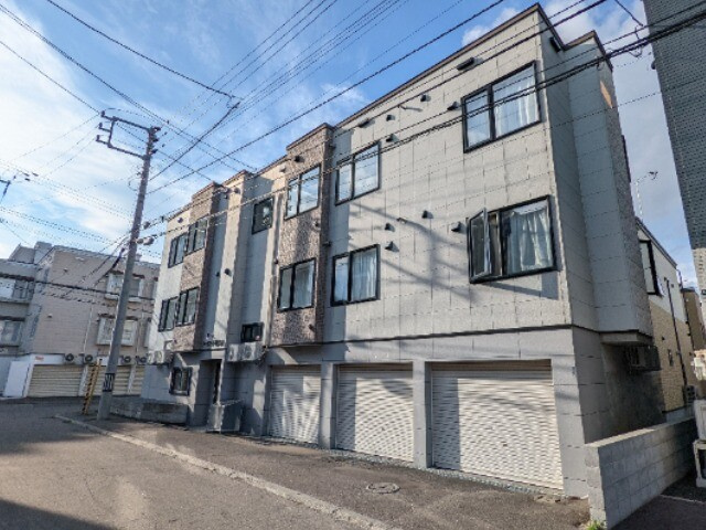 アークコート平岸３・２