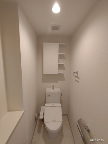 セントラルレジデンスのトイレ|別部屋写真です。