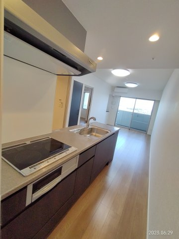 セントラルレジデンスのキッチン|別部屋写真です。