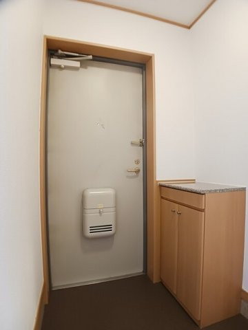 アット長田の玄関