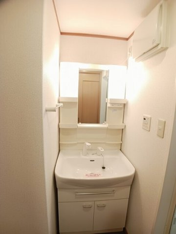 アット長田の洗面所