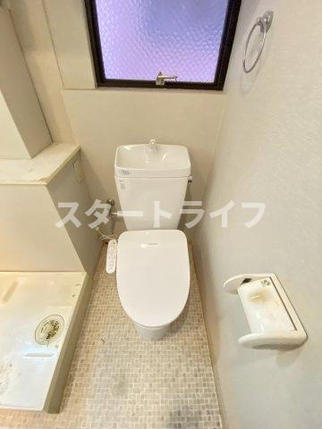 大阪市淀川区十三東２丁目の賃貸マンションのトイレ