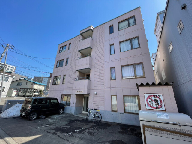 シャルム澄川
