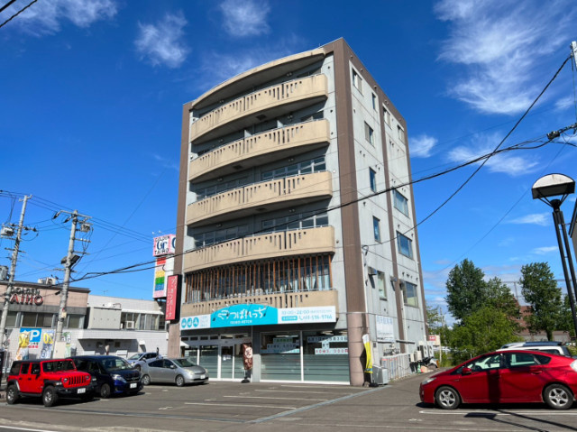 ユニバース1